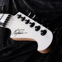 Macpherson Guitars logo